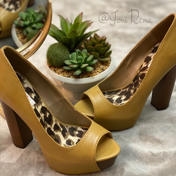 😍 Patent Leather PLATFORMS! Cheetah Insole Size 7 - Picture 3 of 8